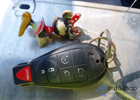 2012 Jeep Grand Cherokee Overland z USA, uszkodzony, nr VIN 1C4RJECT6CC125594